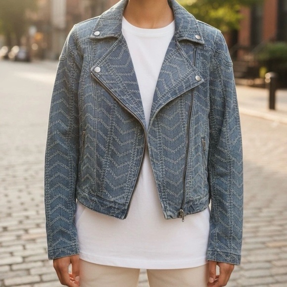 Free People Jackets & Blazers - Free People Denim Moto Jacket Chevron Textured Blue Zip Up Cropped